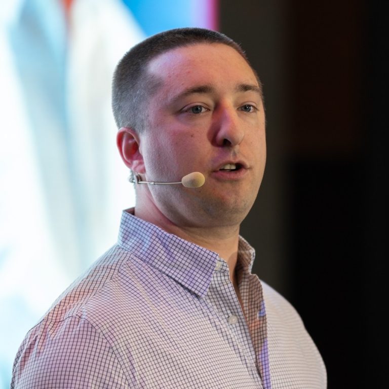 Jonathan Derosiers headshot